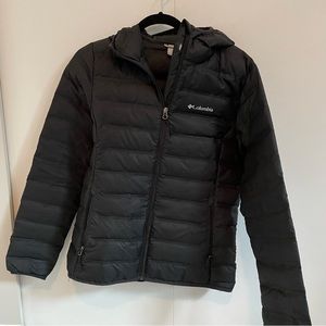 CLOSET CLEANOUT • Columbia down jacket